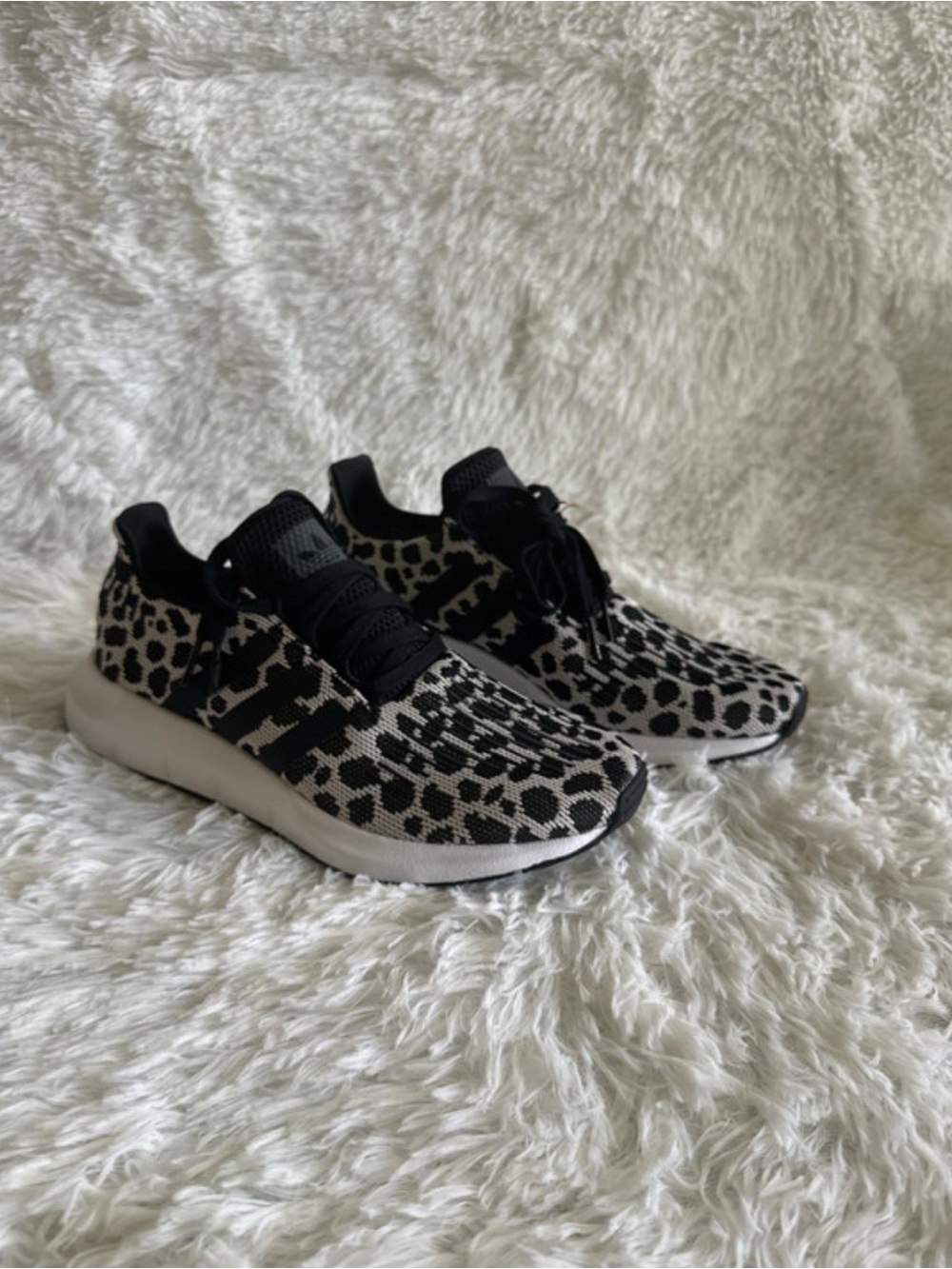 Adidas Originals Swift Run Leopard Print women's casual running shoes